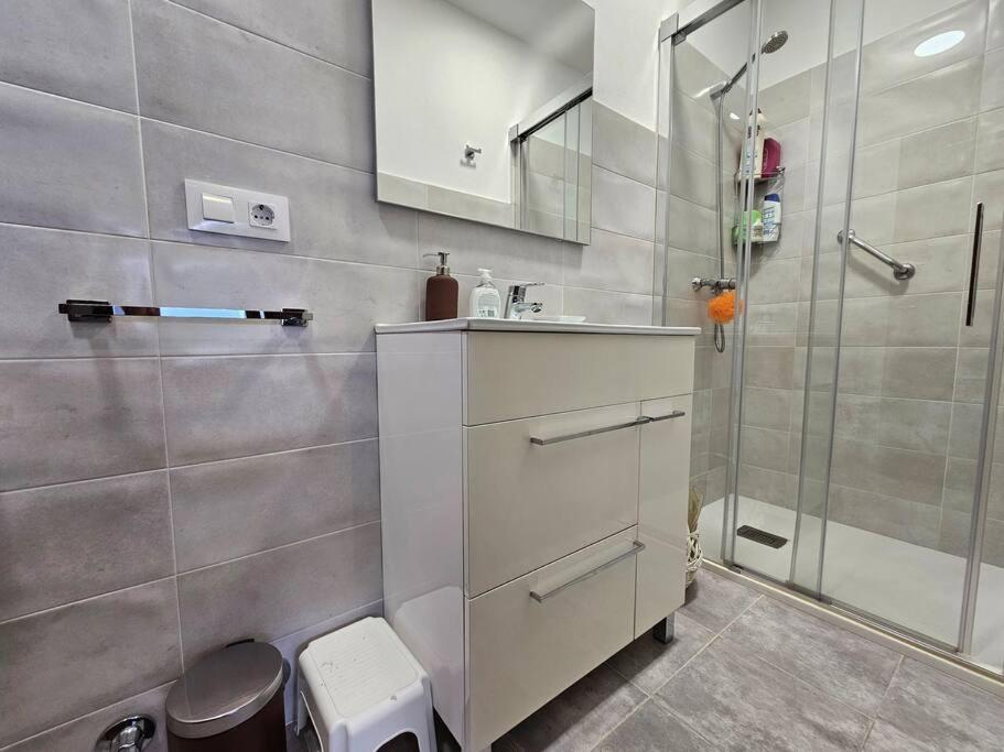 15A04 Duplex Y Garaje En Centro Apartment ยาเนส ภายนอก รูปภาพ